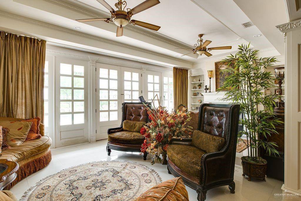 2035 West Mile 12 Street North, Weslaco, TX 78599