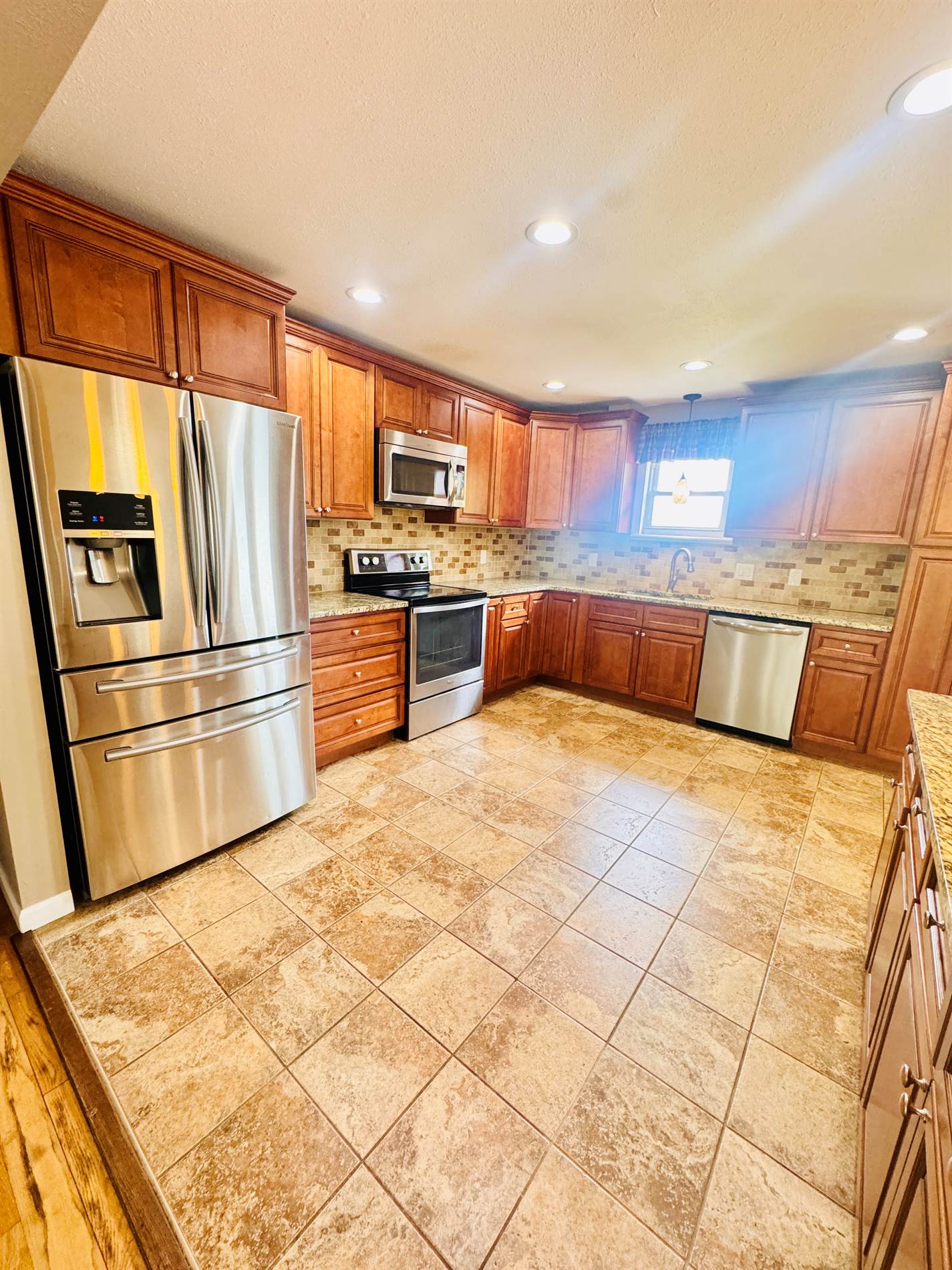 1202 S Mildred Ave, Salem, MO 65560