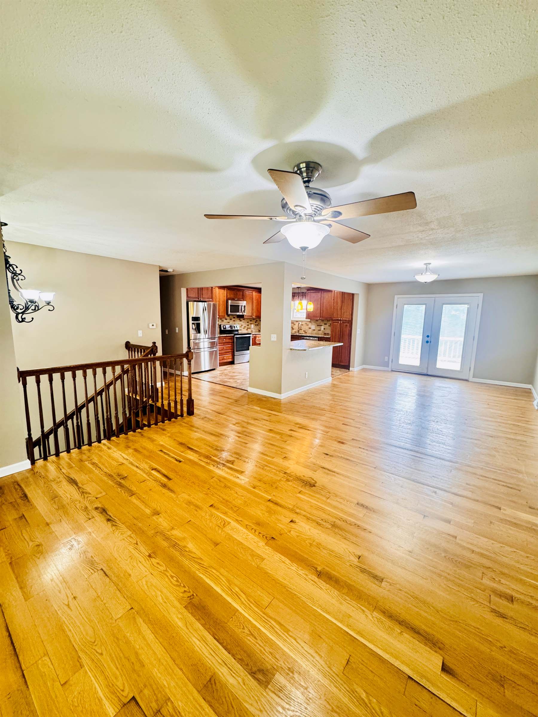 1202 S Mildred Ave, Salem, MO 65560