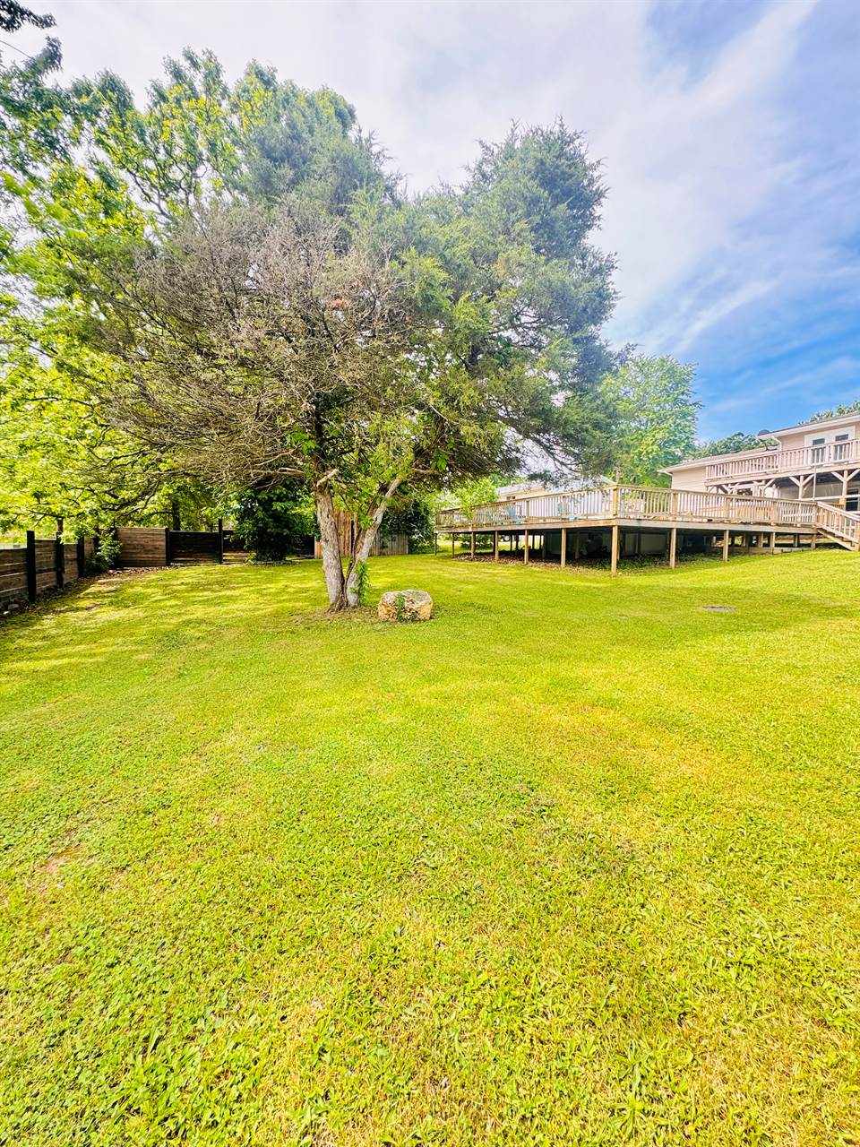 1202 S Mildred Ave, Salem, MO 65560