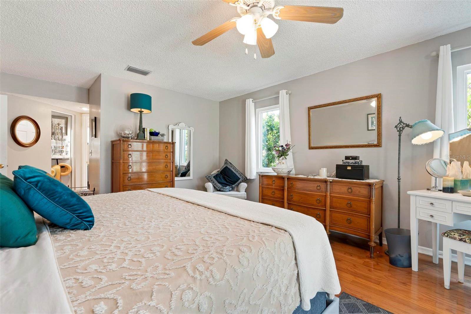 183 Shady Pine Lane, Nokomis, FL 34275