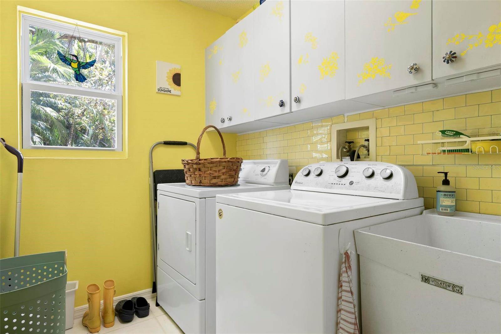 183 Shady Pine Lane, Nokomis, FL 34275