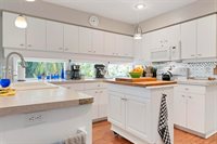 183 Shady Pine Lane, Nokomis, FL 34275