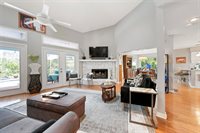 183 Shady Pine Lane, Nokomis, FL 34275