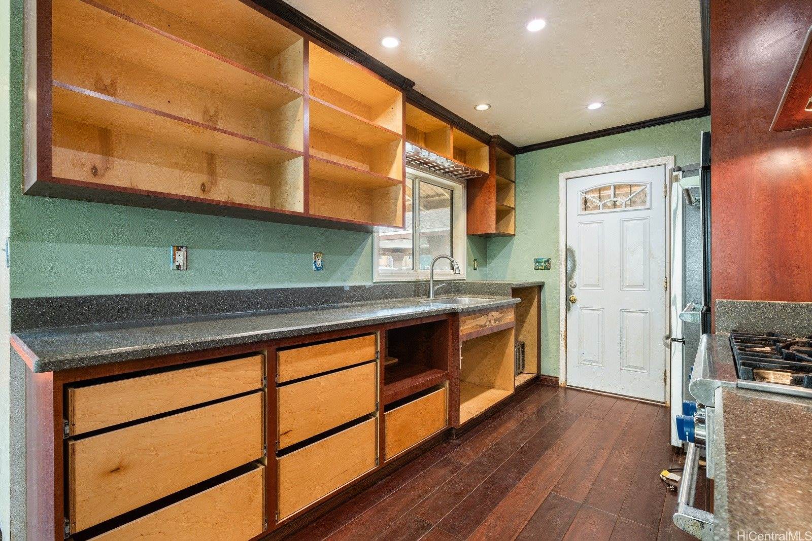 66-139 Oliana Place, Waialua, HI 96791