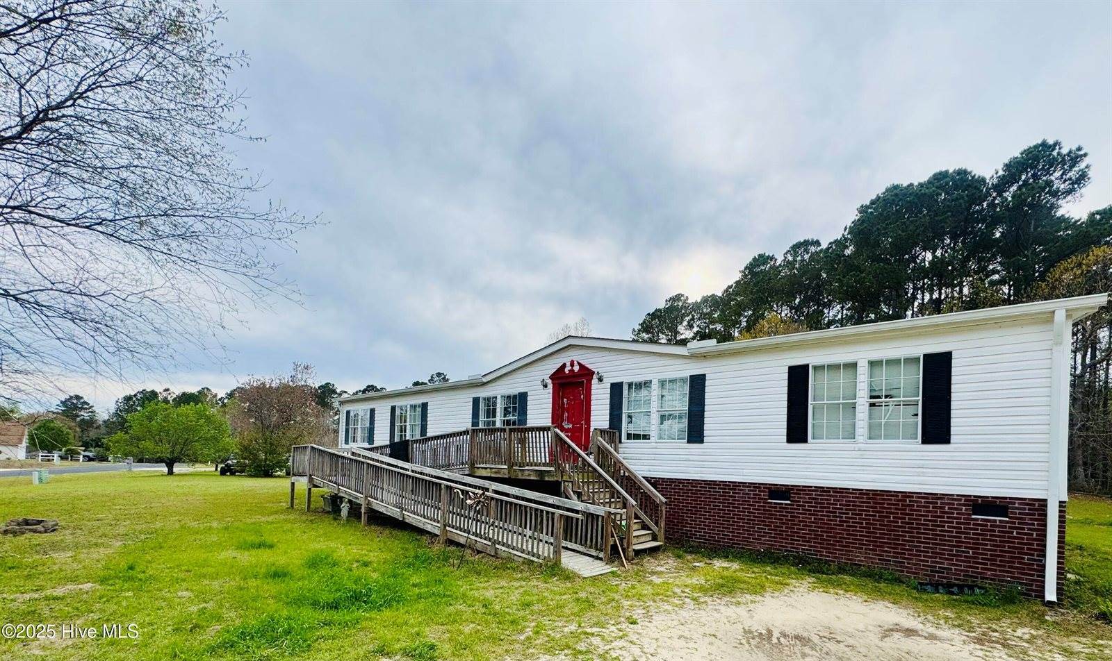 2249 Harbor Ridge Drive SE, Bolivia, NC 28422