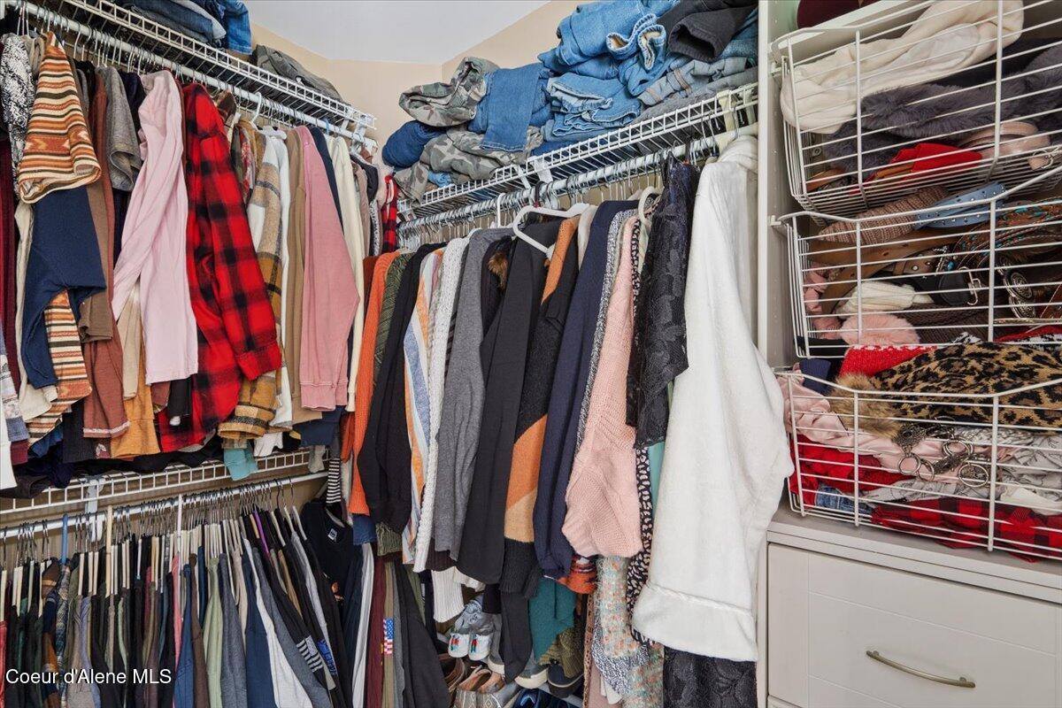 380 Natures Way, Sandpoint, ID 83864