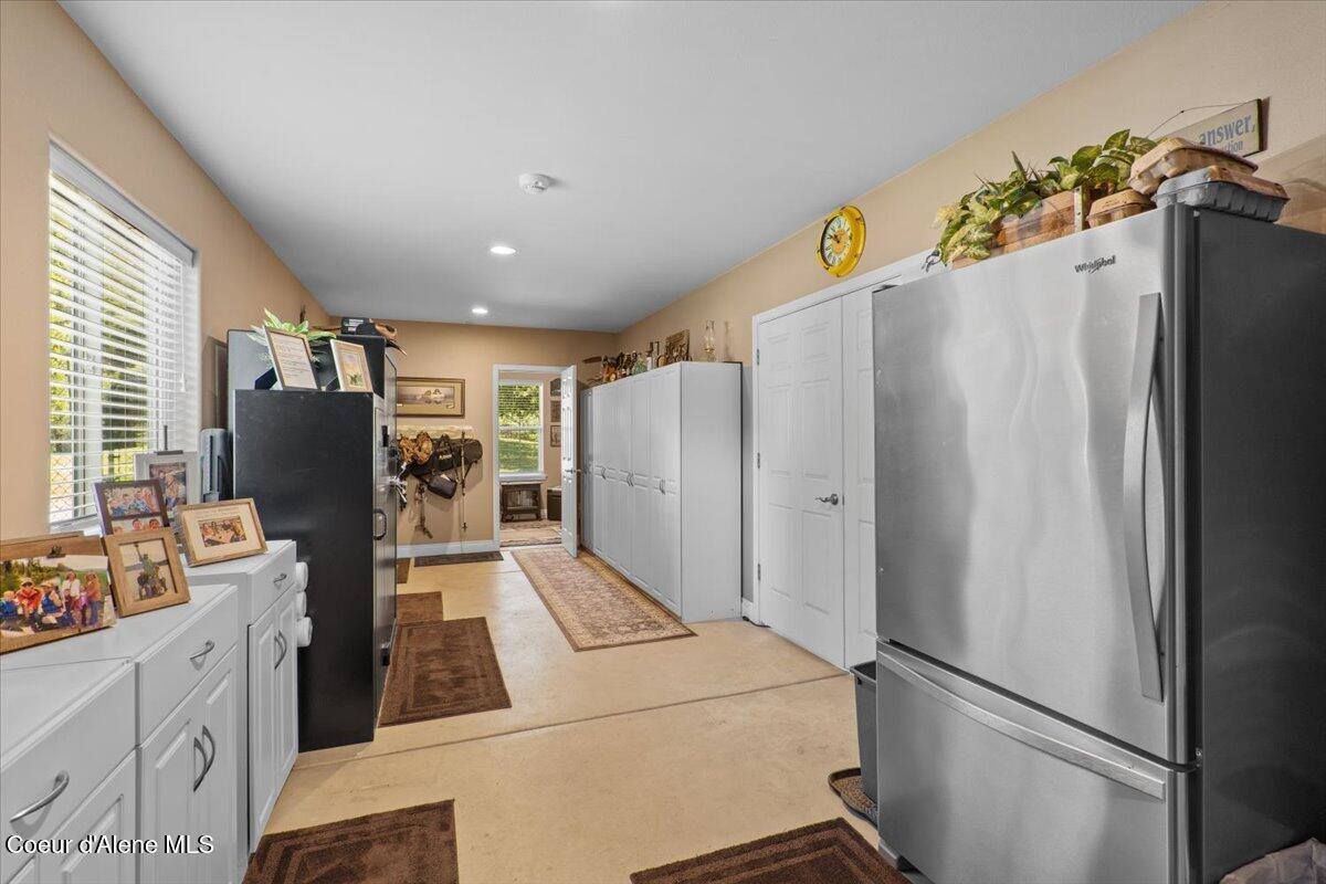 380 Natures Way, Sandpoint, ID 83864