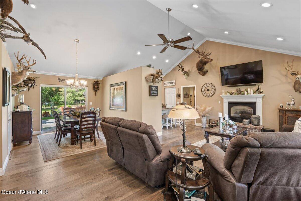 380 Natures Way, Sandpoint, ID 83864