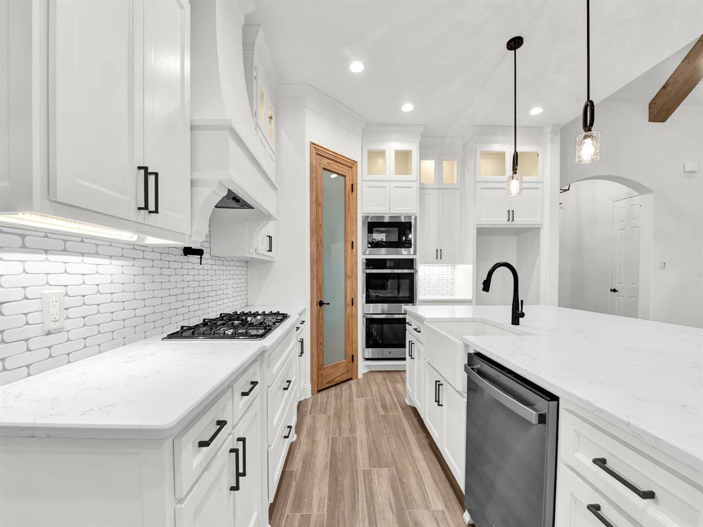 5000 Veal Station, Weatherford, TX 76085