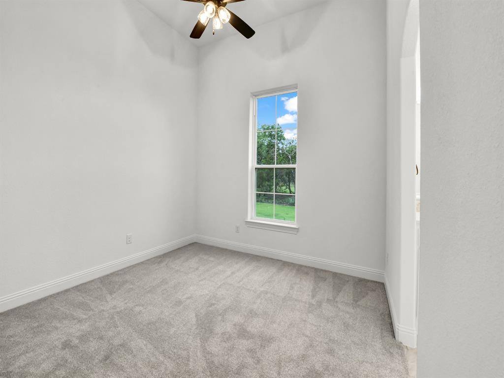 5000 Veal Station, Weatherford, TX 76085