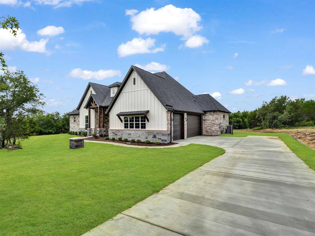 5000 Veal Station, Weatherford, TX 76085