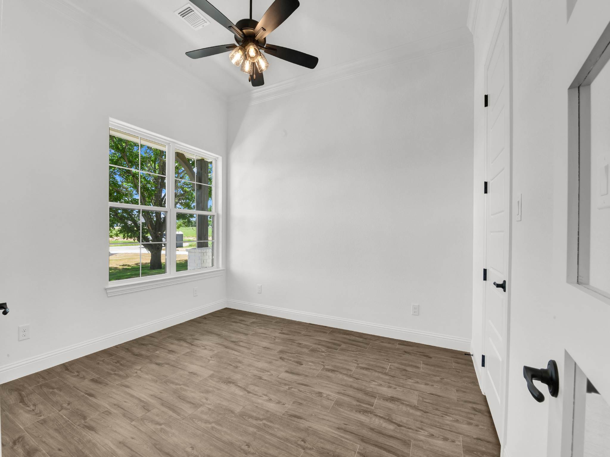 131 Desperado Way, Weatherford, TX 76088