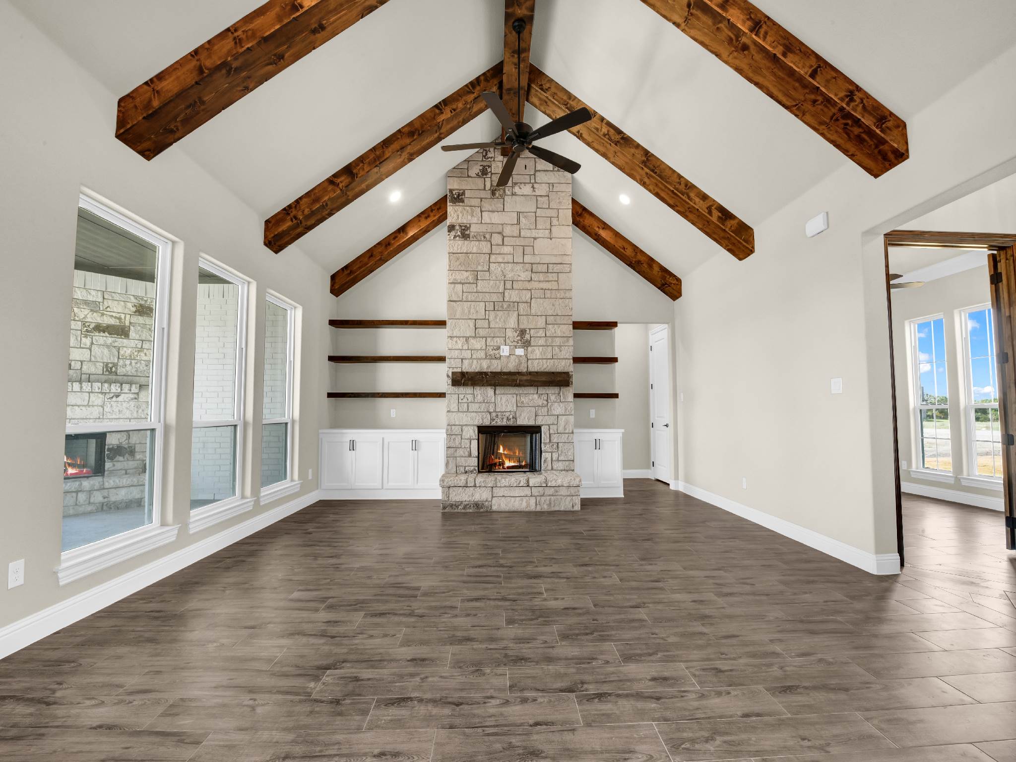 233 Coalson Crossing, Azle, TX 76020