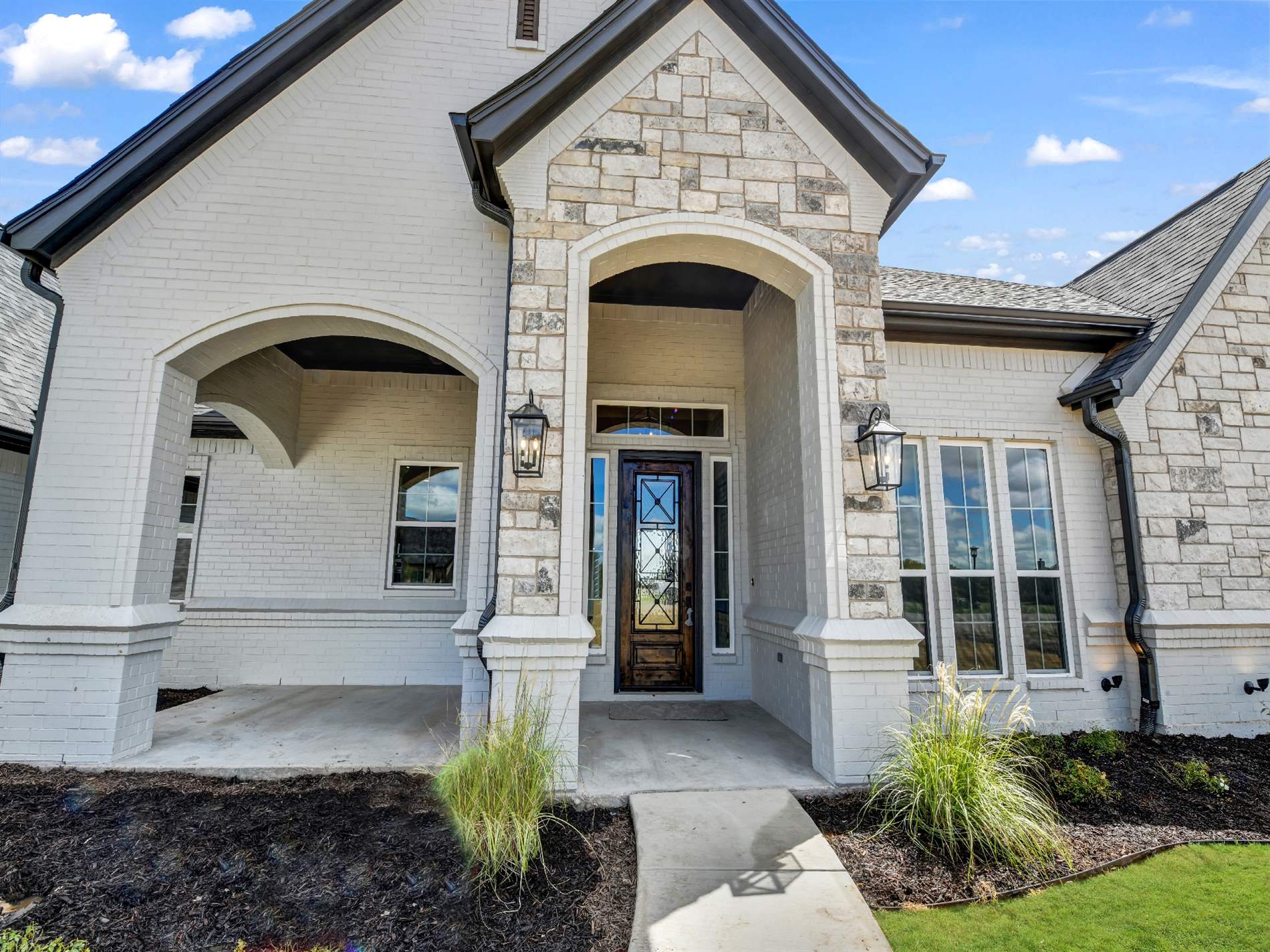 233 Coalson Crossing, Azle, TX 76020