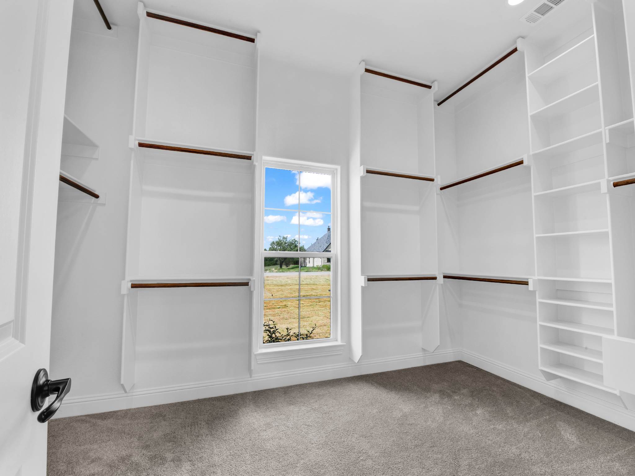 233 Coalson Crossing, Azle, TX 76020