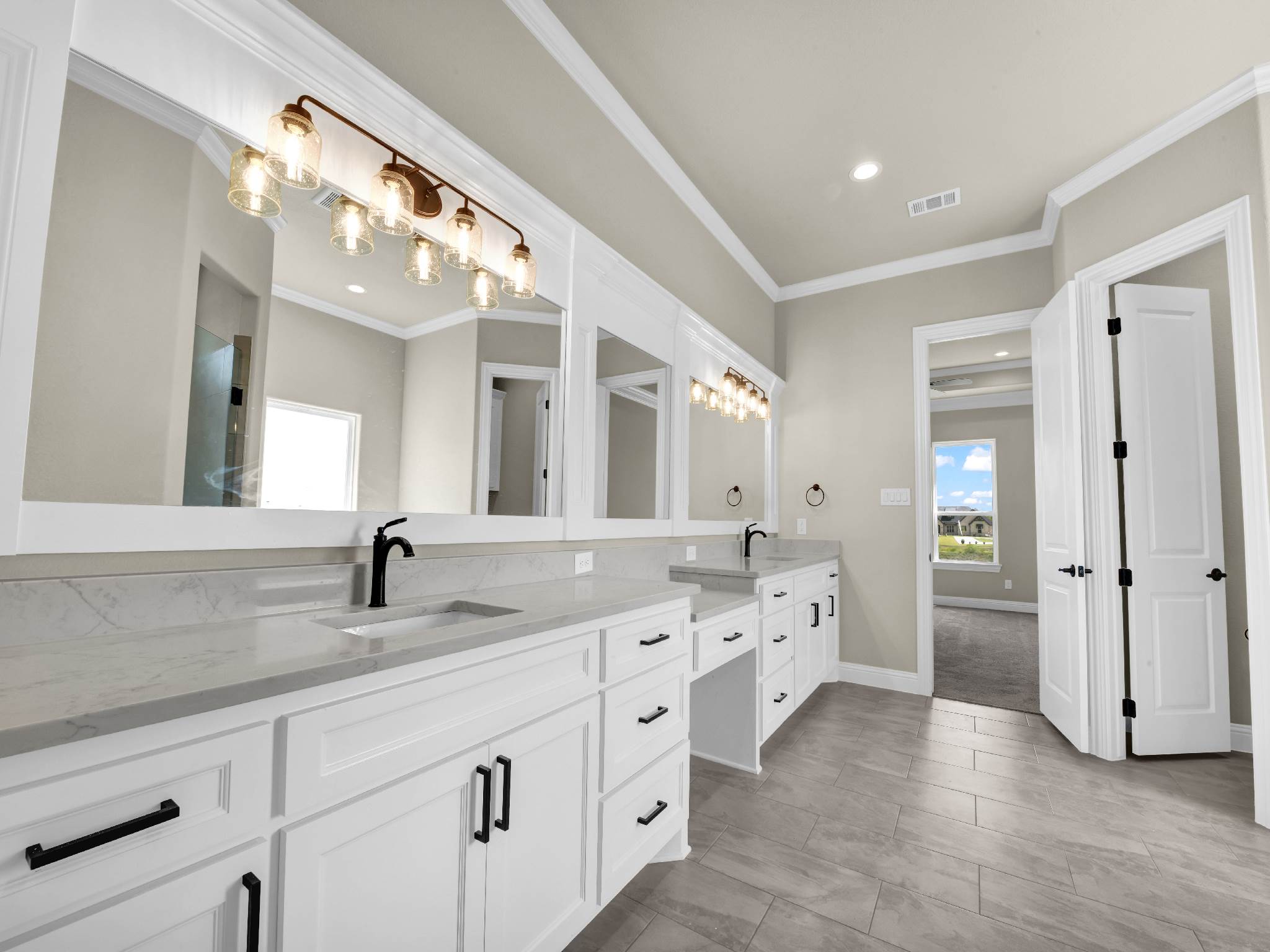 233 Coalson Crossing, Azle, TX 76020