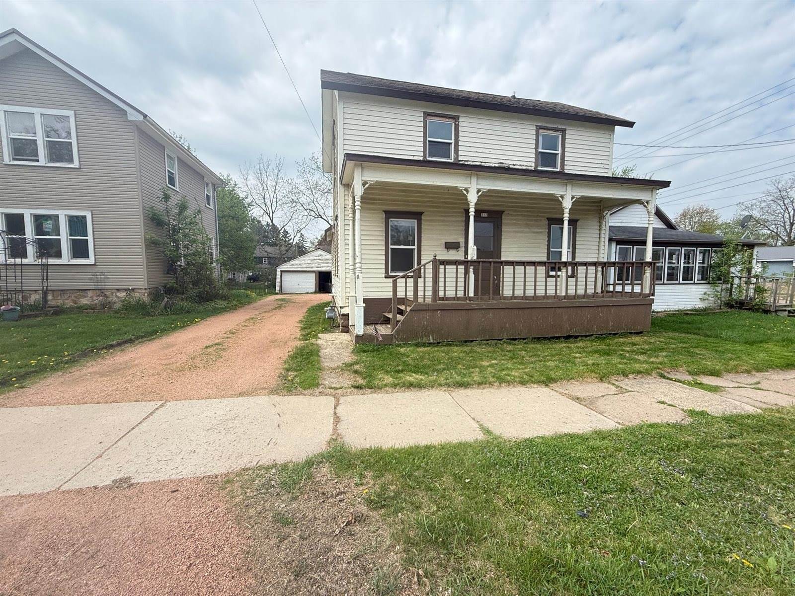 312 W 4th Street, Marshfield, WI 54449