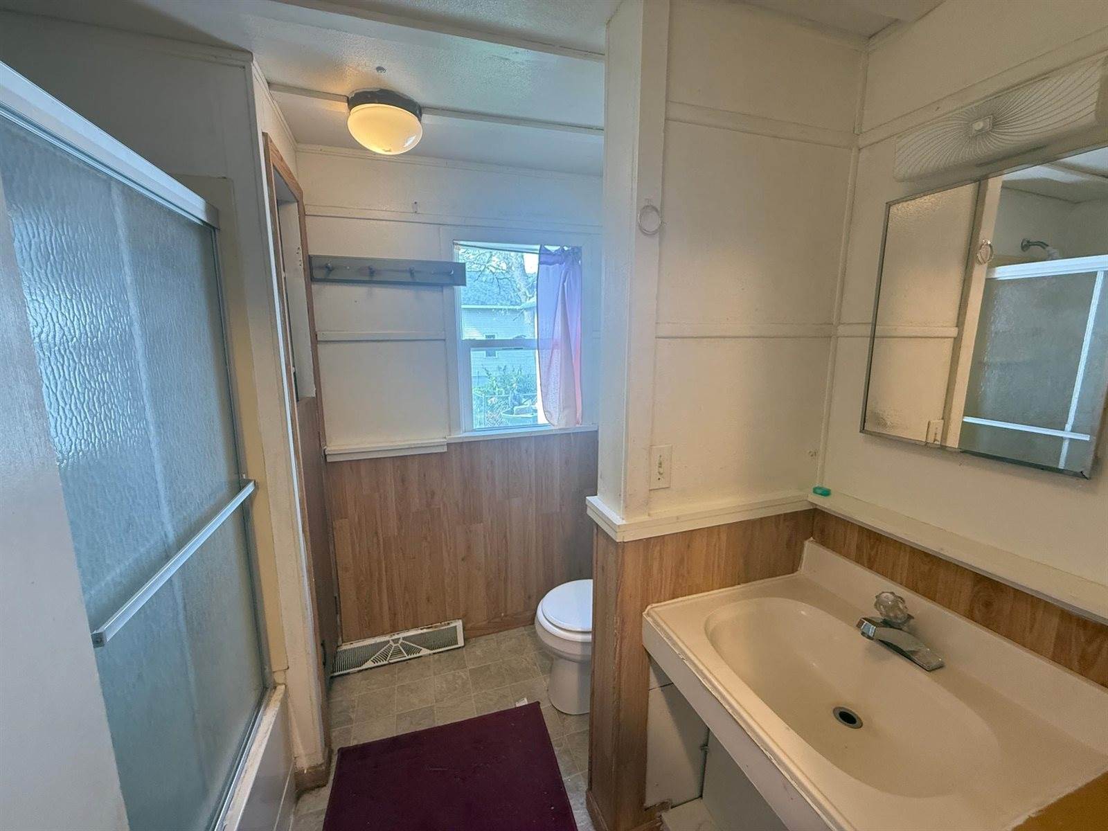 312 W 4th Street, Marshfield, WI 54449