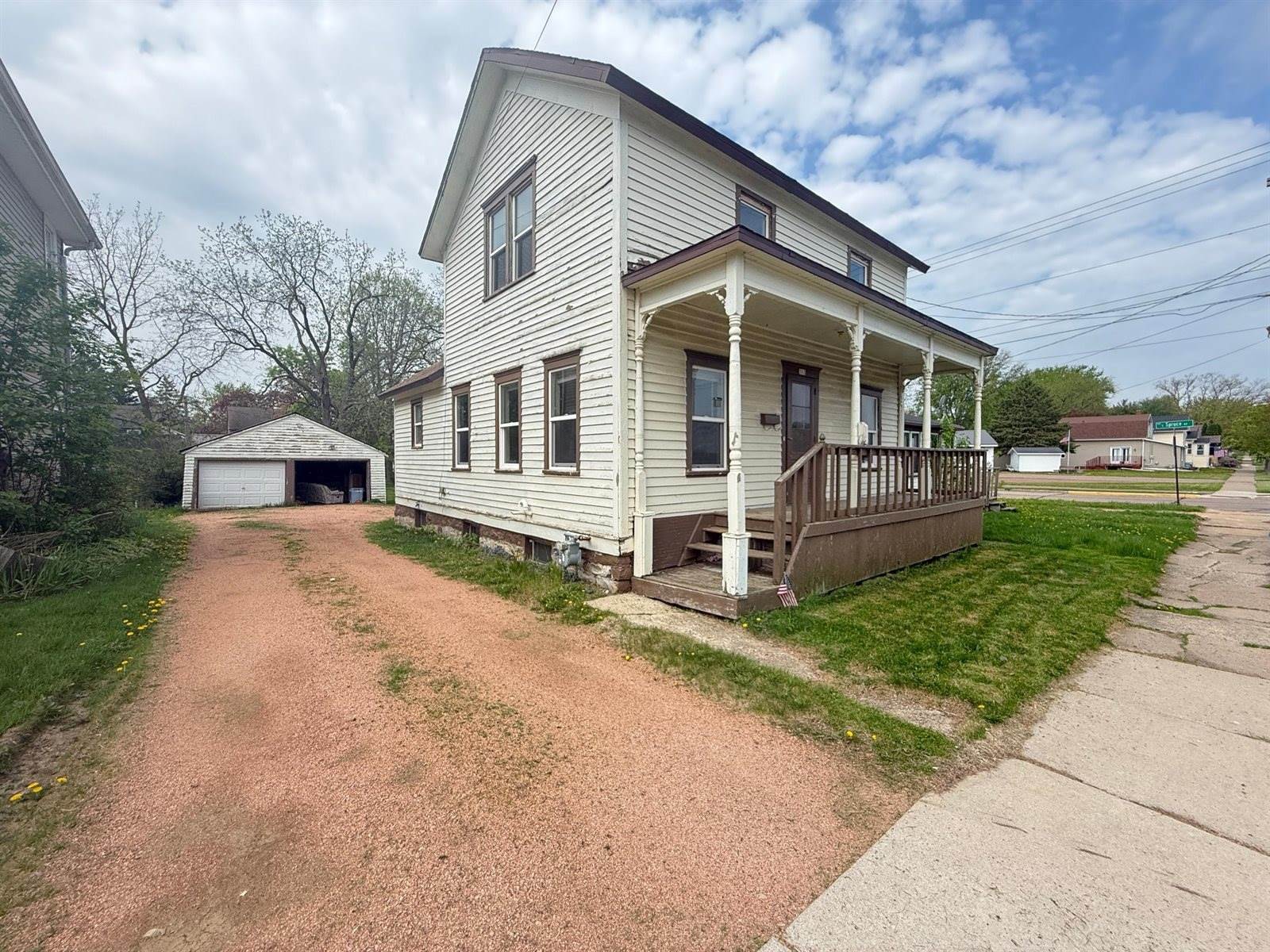 312 W 4th Street, Marshfield, WI 54449