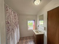 312 W 4th Street, Marshfield, WI 54449