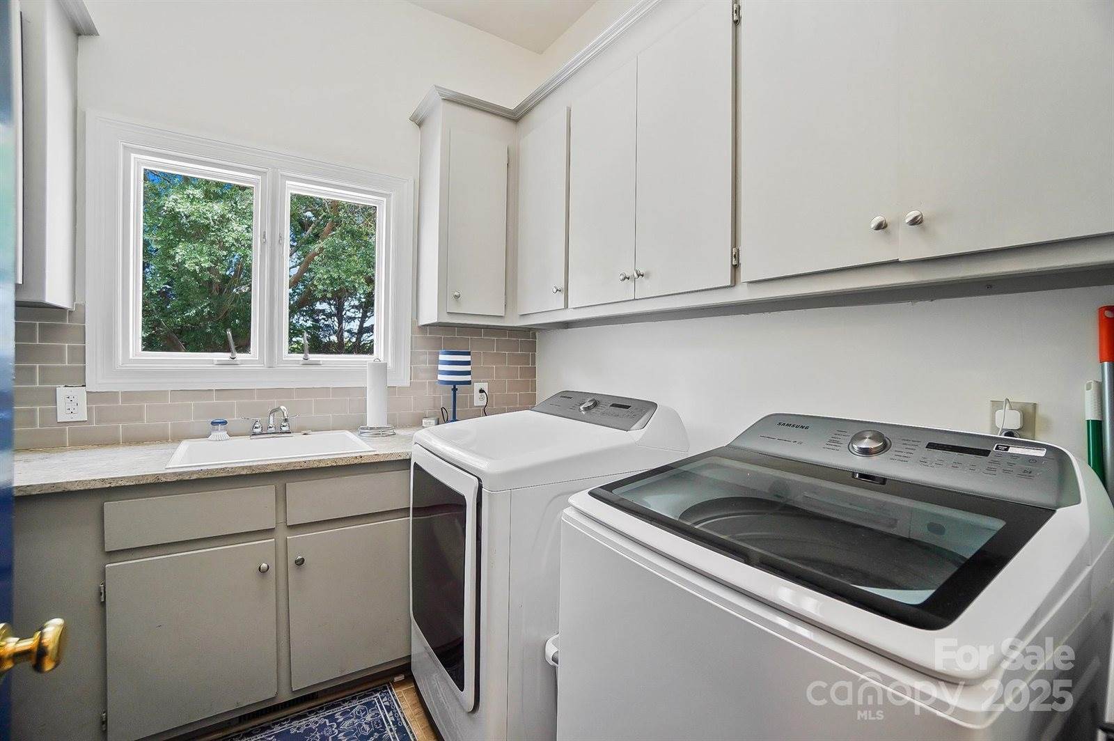 469 Valley Run Drive, Waxhaw, NC 28173