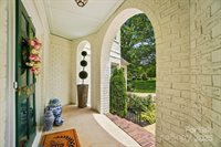 469 Valley Run Drive, Waxhaw, NC 28173