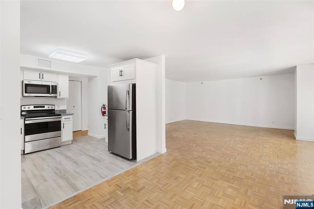 316 Prospect, #4B, Hackensack, NJ 07601