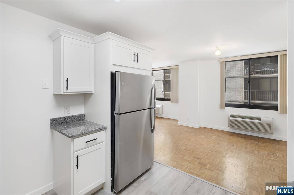 316 Prospect, #4B, Hackensack, NJ 07601