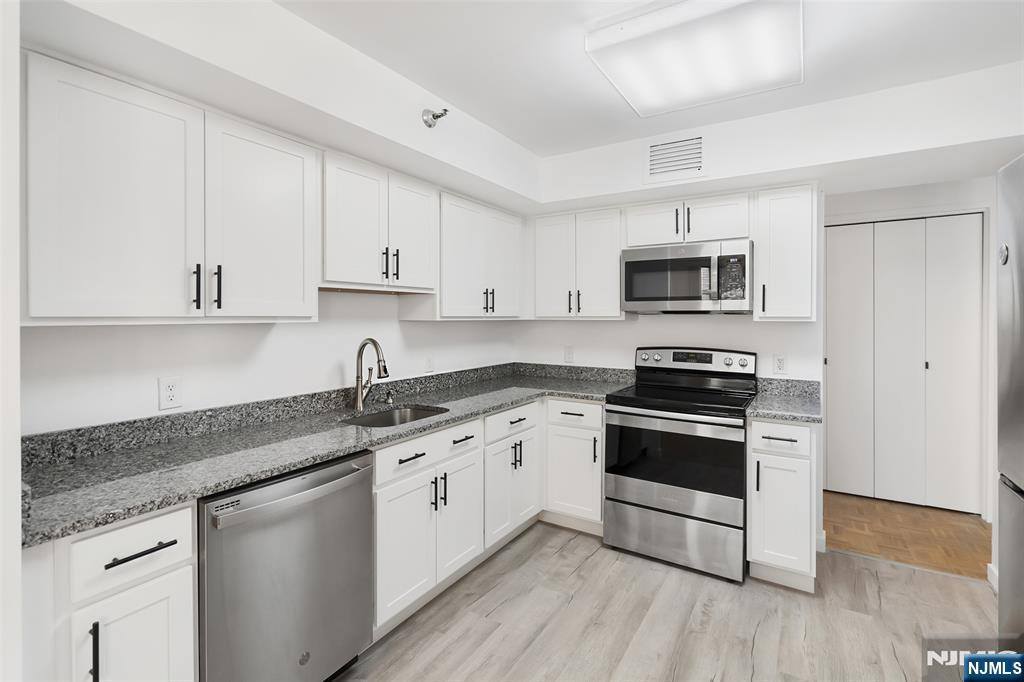 316 Prospect, #4B, Hackensack, NJ 07601