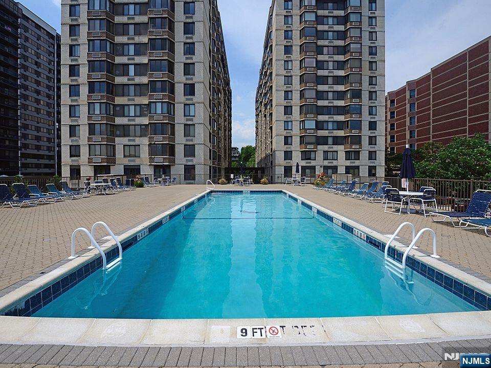 316 Prospect, #4B, Hackensack, NJ 07601