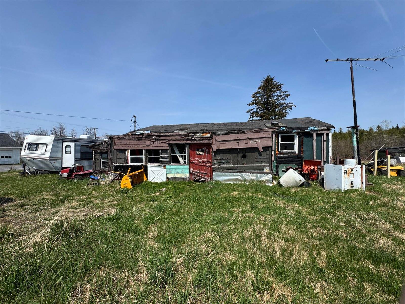 609 Van Buren Road, Limestone, ME 04750