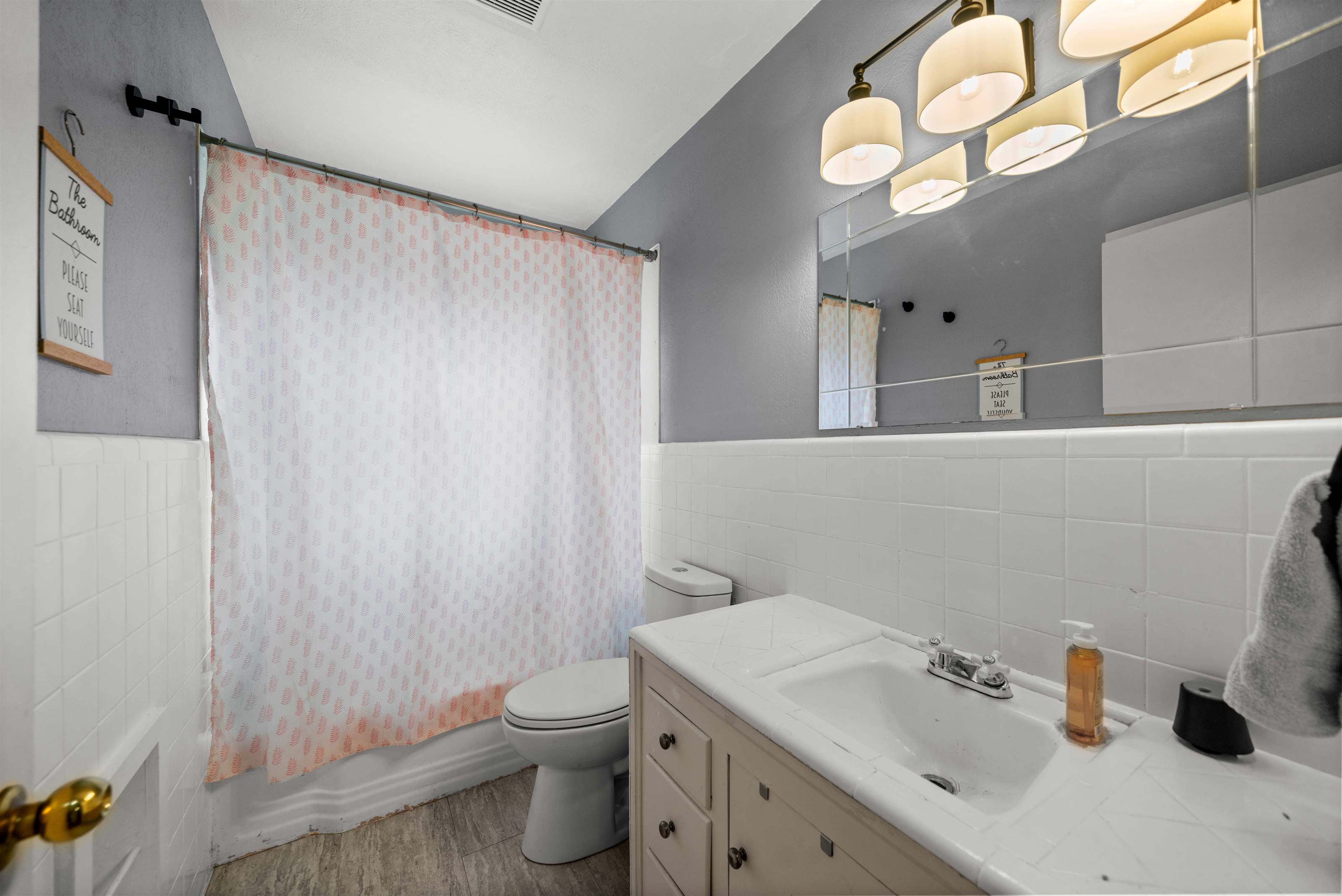 2110 Airline Dr., Tyler, TX 75701