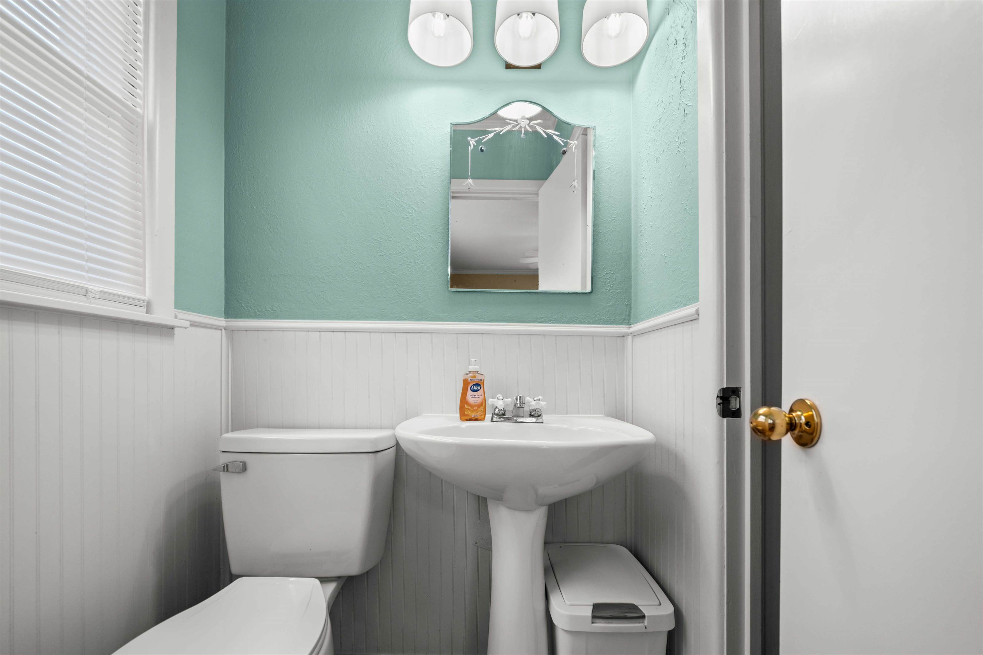 2110 Airline Dr., Tyler, TX 75701