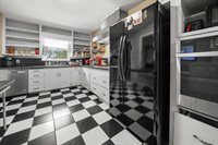 2110 Airline Dr., Tyler, TX 75701