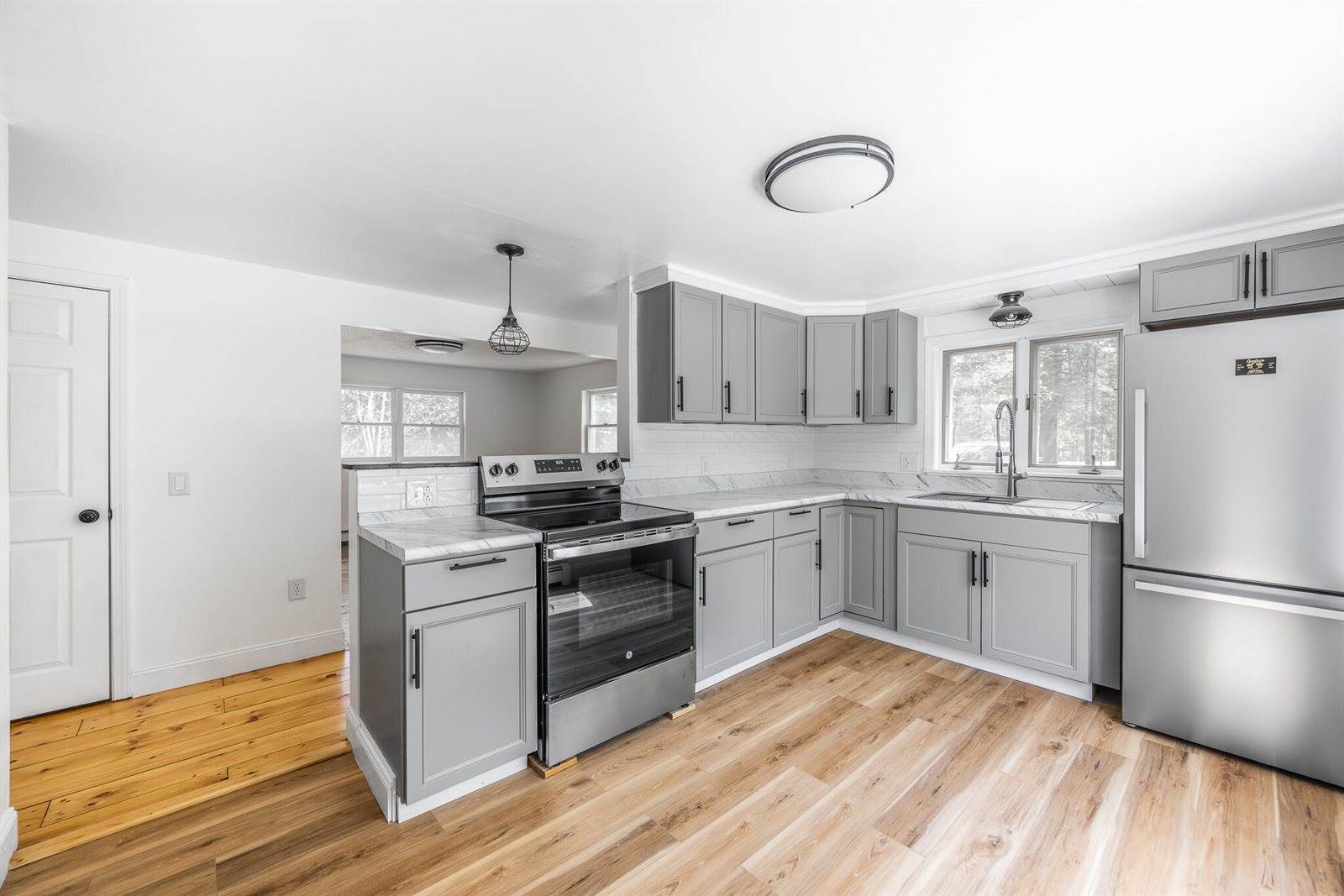 215 Levenseller Road, Holden, ME 04429