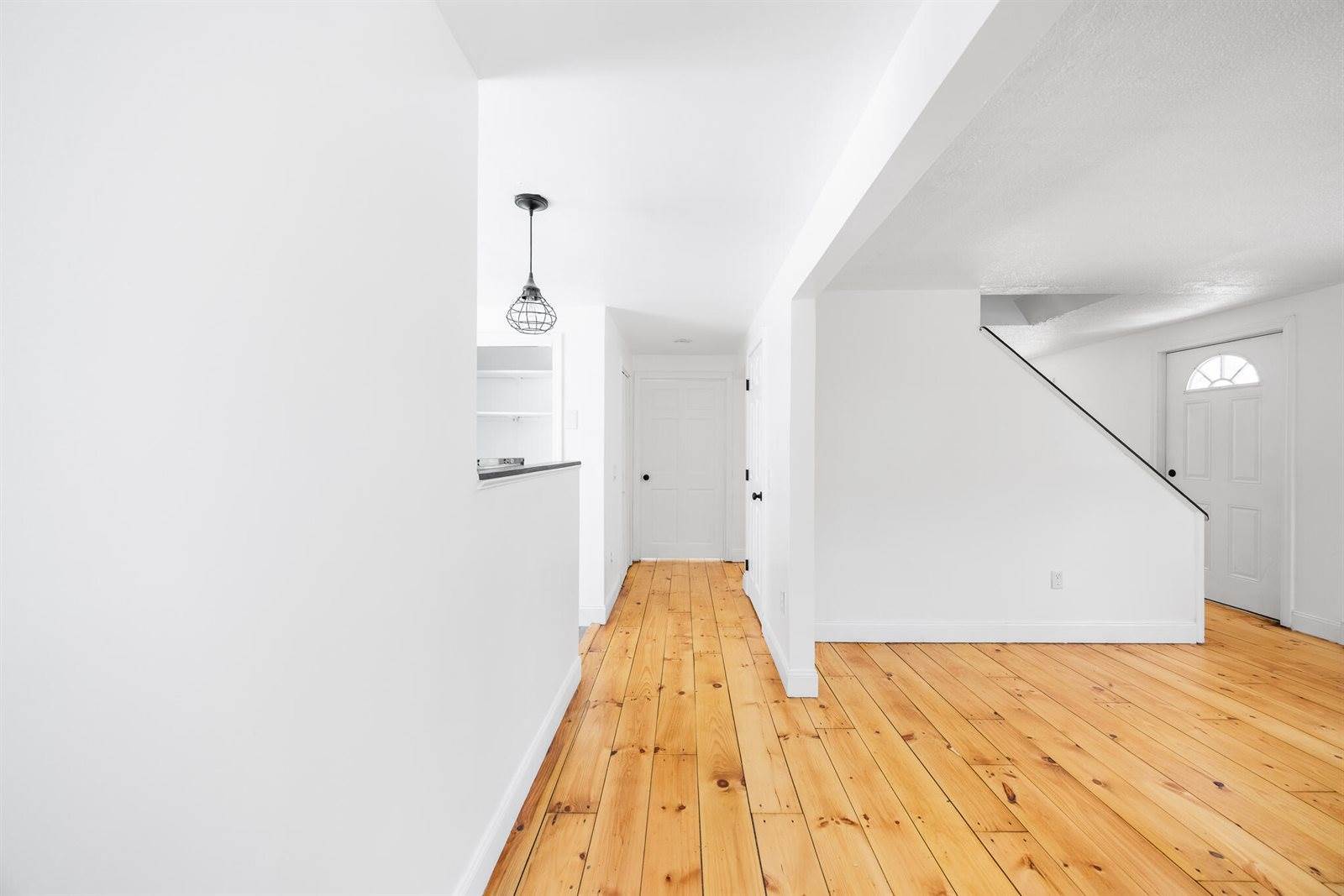 215 Levenseller Road, Holden, ME 04429