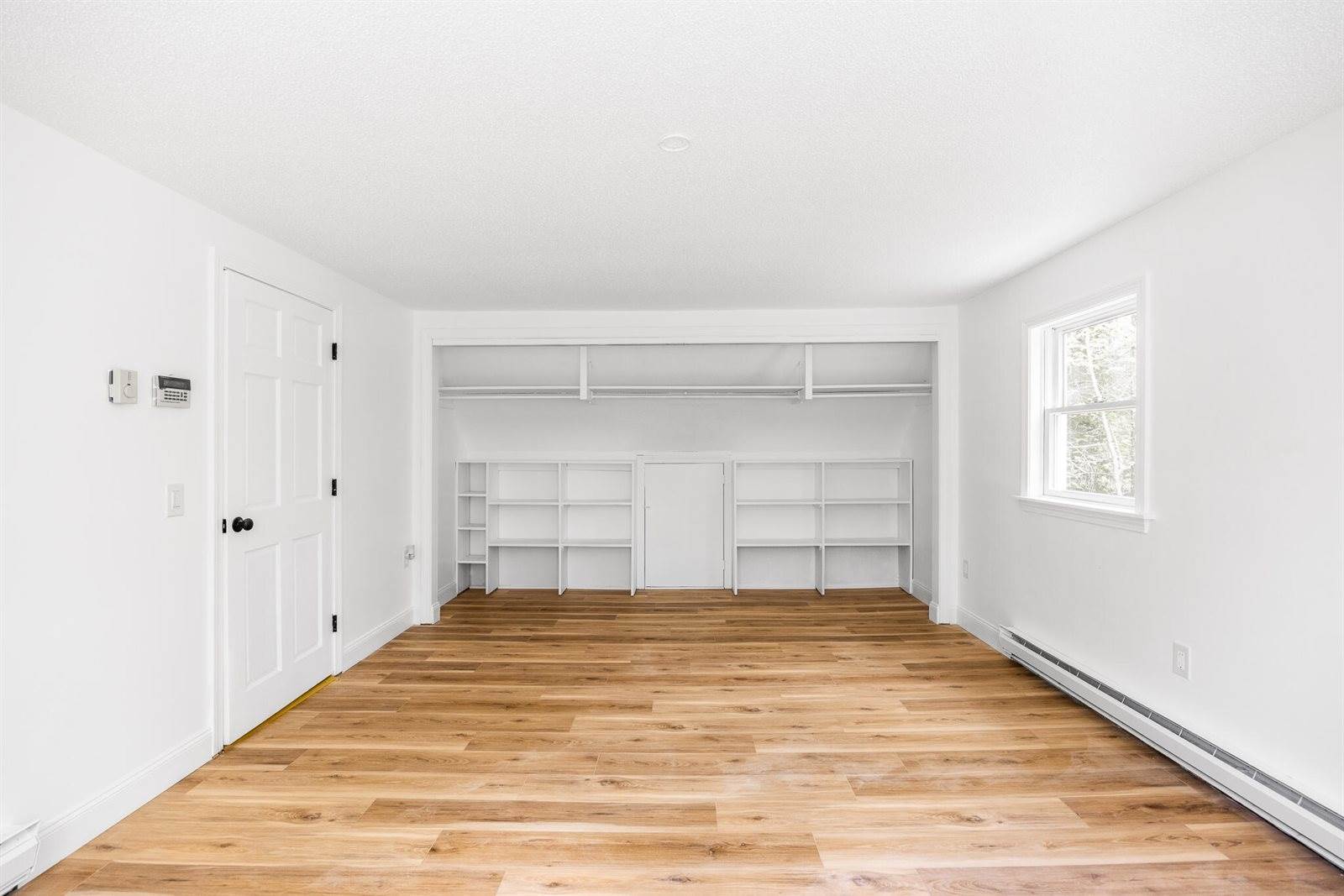 215 Levenseller Road, Holden, ME 04429