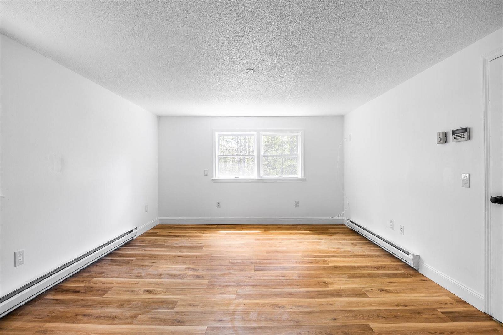 215 Levenseller Road, Holden, ME 04429