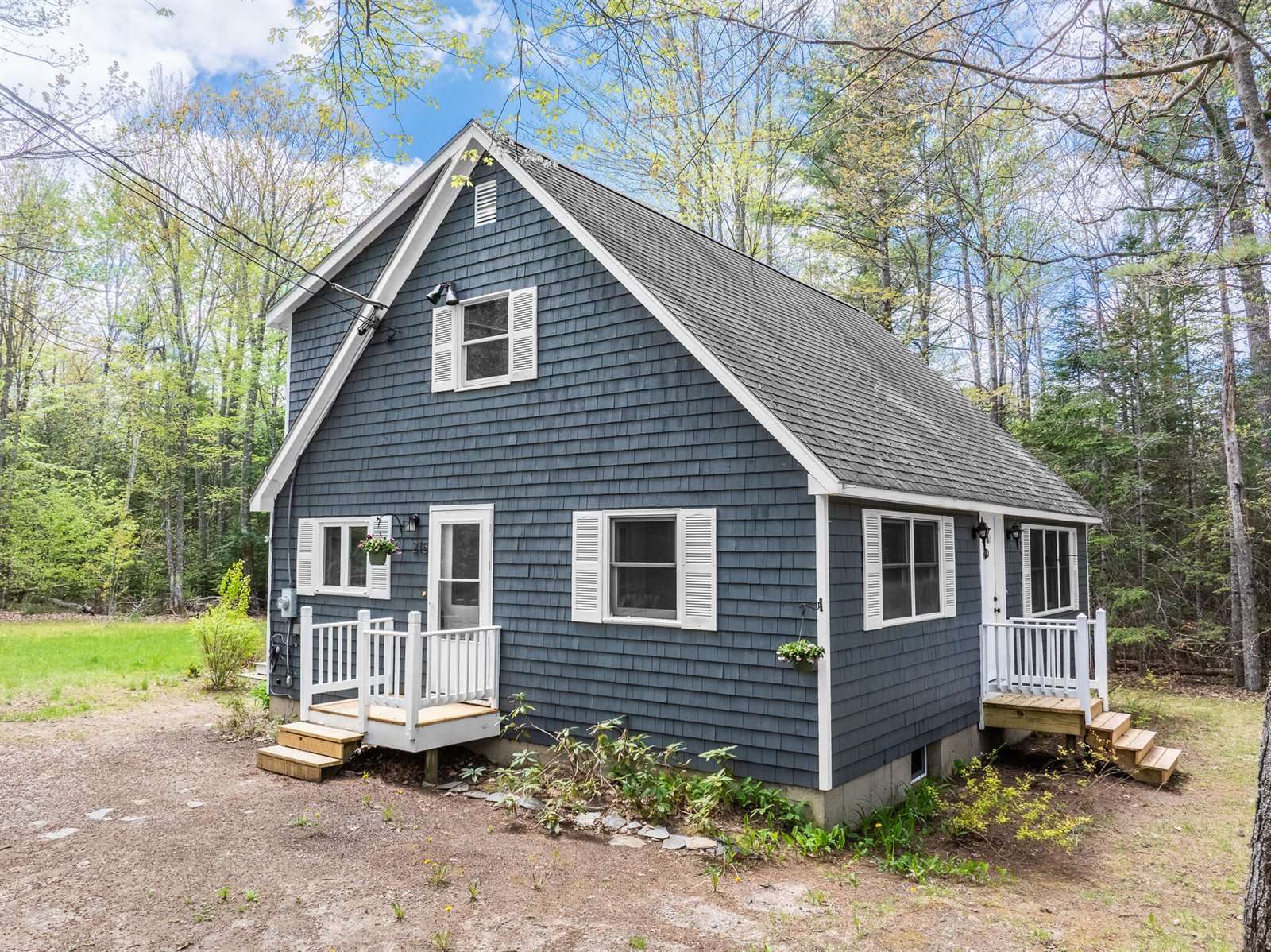 215 Levenseller Road, Holden, ME 04429