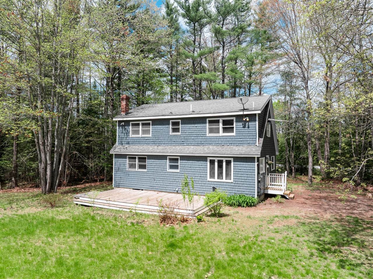 215 Levenseller Road, Holden, ME 04429