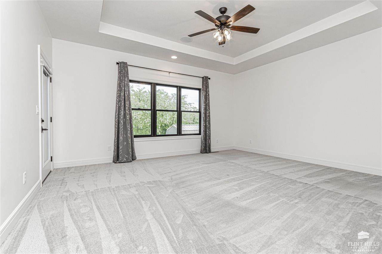 1524 Lariat Lane, Junction City, KS 66441