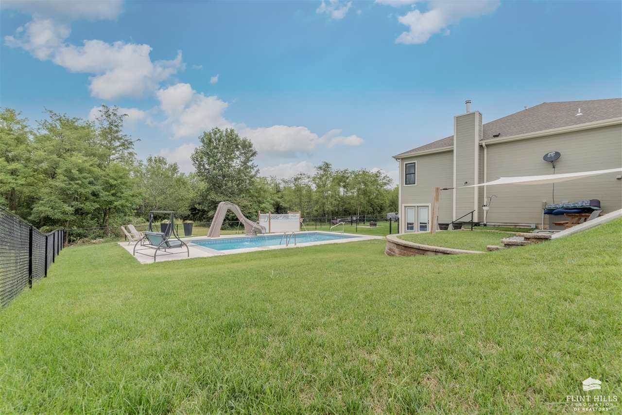 1524 Lariat Lane, Junction City, KS 66441