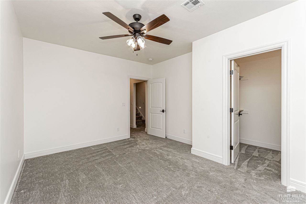 1524 Lariat Lane, Junction City, KS 66441