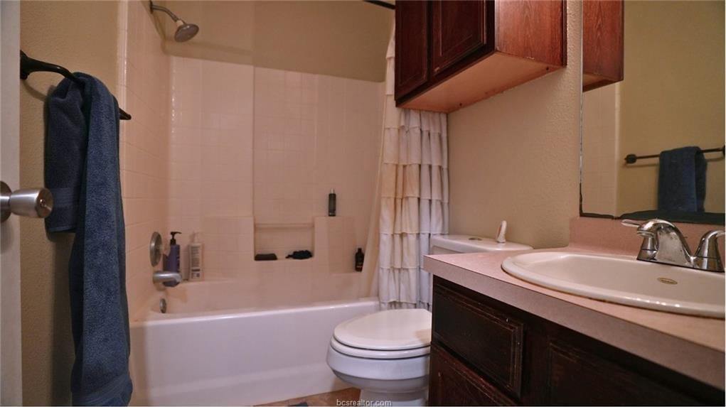 2902 Elise Lane, Bryan, TX 77802