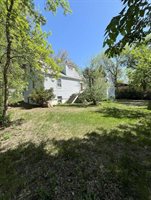 909 NW 10th Ave, Minot, ND 58703