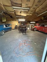 909 NW 10th Ave, Minot, ND 58703