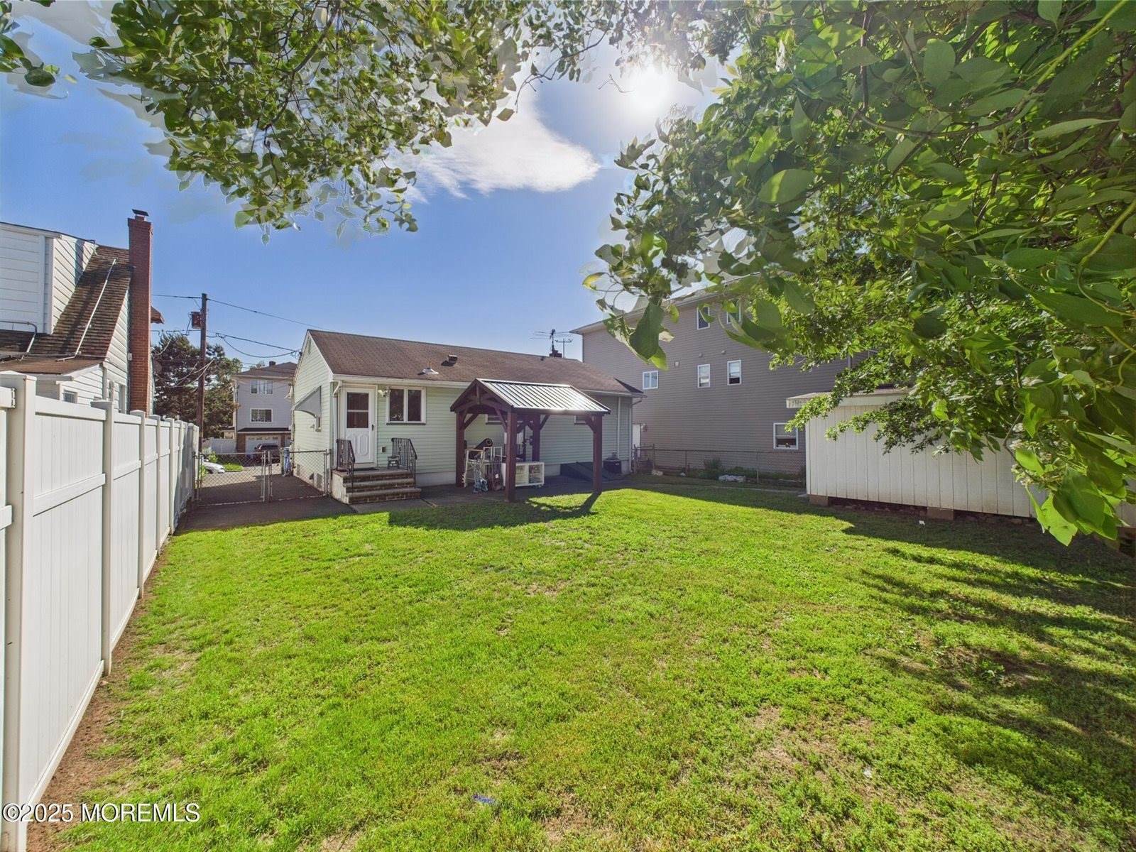 810 Hampden Street, Linden City, NJ 07036