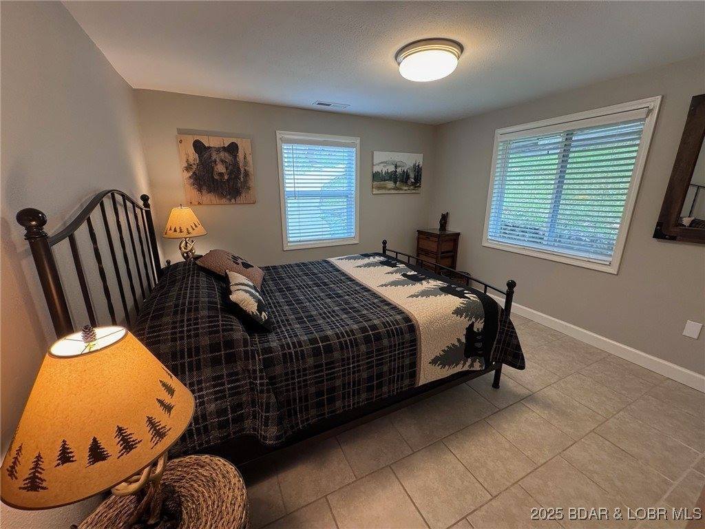 199 Country Oak Drive, Sunrise Beach, MO 65079