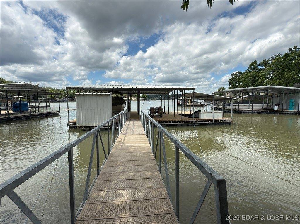 199 Country Oak Drive, Sunrise Beach, MO 65079